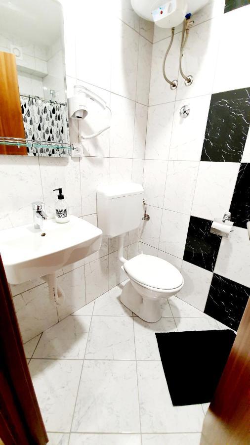 Apartmani Brko Kotor Varos Exterior photo
